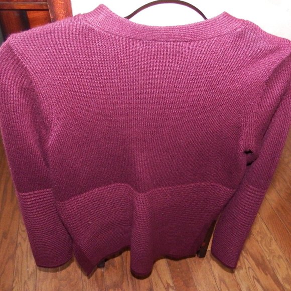 Sweater - Picture 3 of 3